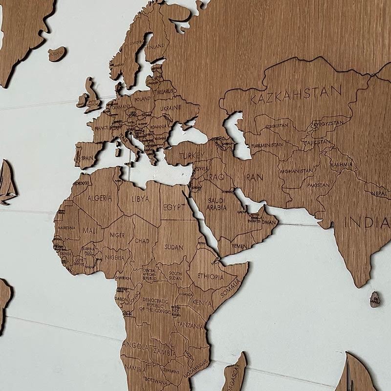 Mapa del mundo de madera para pared color roble oscuro