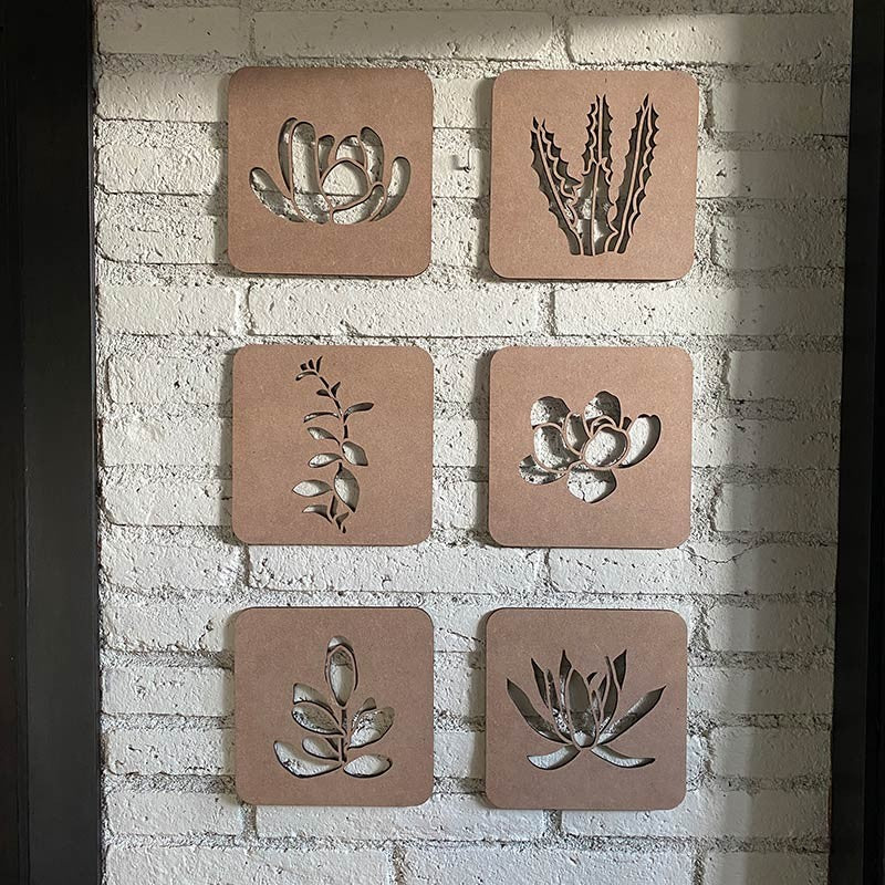 Conjunto de 6 cuadros de madera. Colección "cactus"