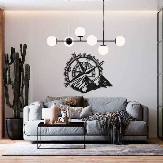 Rosa de los vientos con montaña