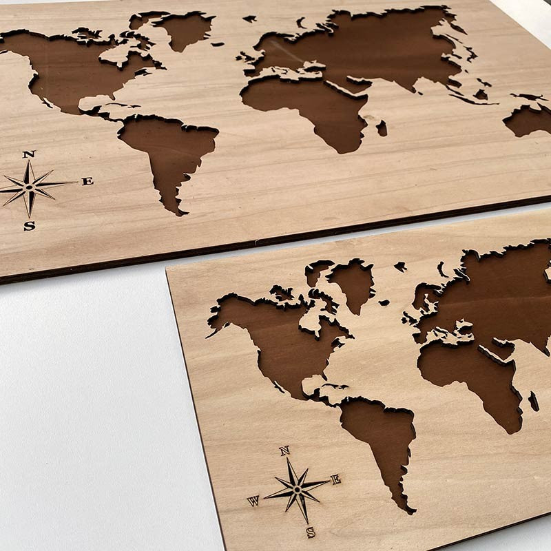 Cuadro mapamundi de madera para viajeros
